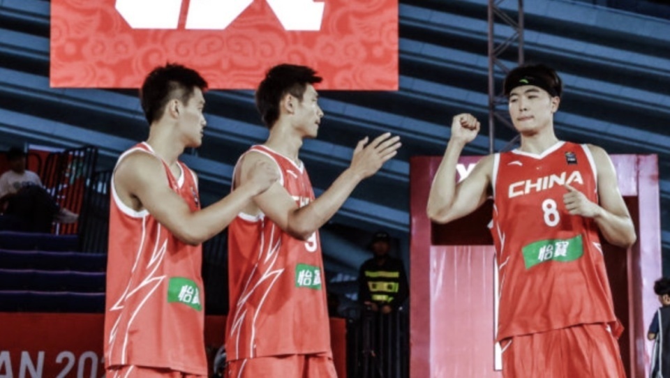 中爆发的中 中爆发的中